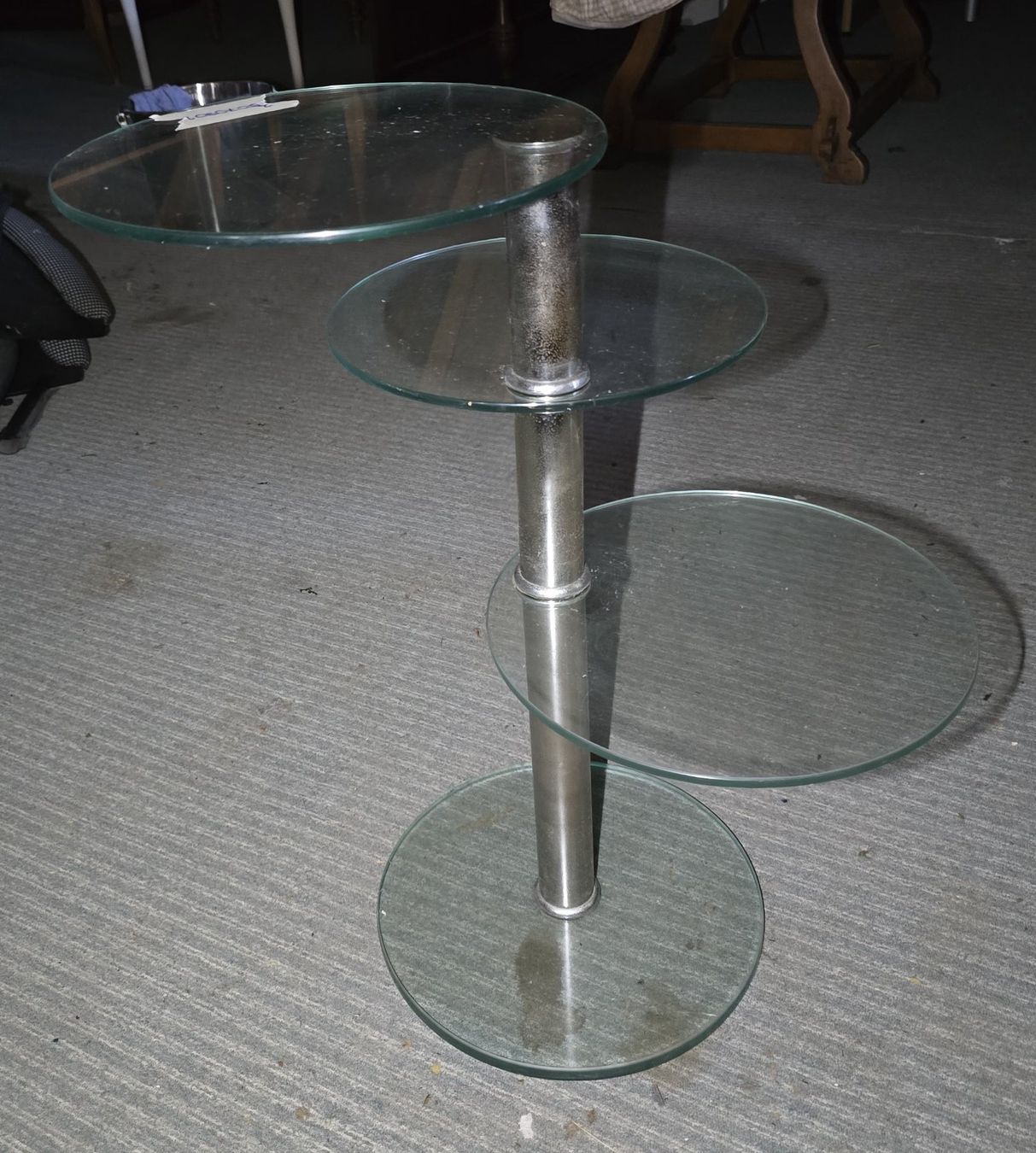Tische: Beistelltisch mit 3 Glasplatten rund – Gebraucht aus Rorschacherberg von snOOpydOg11 3