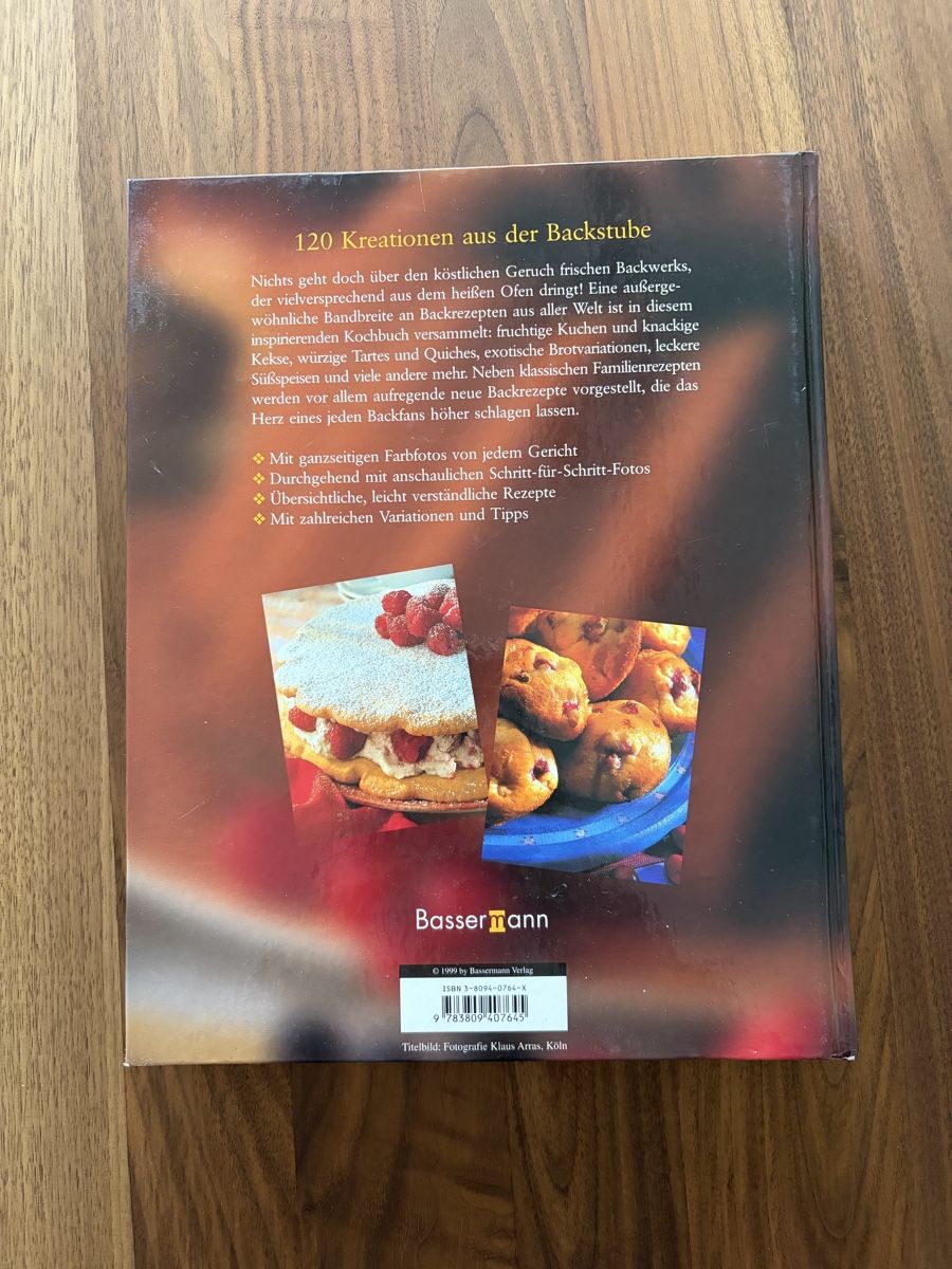 Libri: Kochbuch: Backen - Die besten Rezepte – Usato da Escholzmatt venduto da Sarah_ 1
