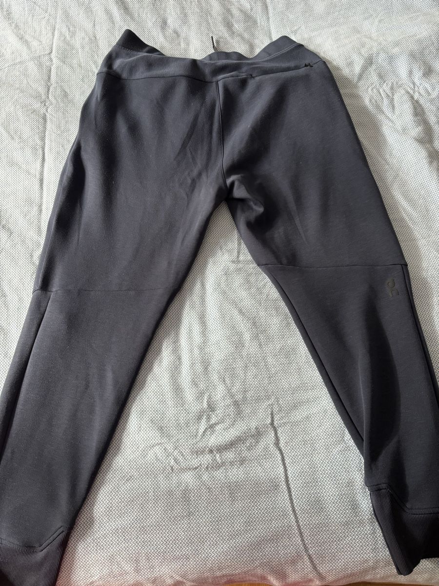 Pantalons: On Traininghose – D'occasion à Zürich par leny1800 1