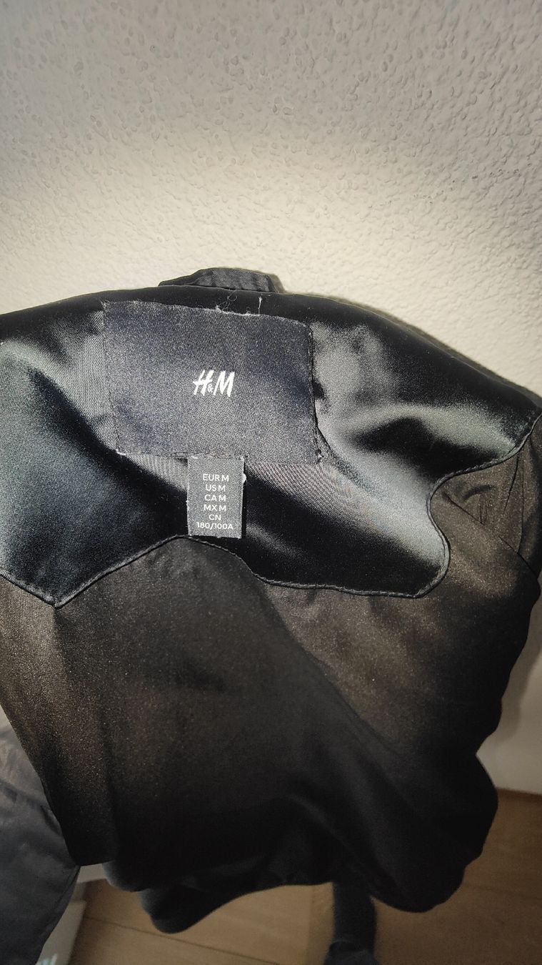 H&M Jacken: H&M Satin Bomberjacke Grösse M – Neu (gemäss Beschreibung) aus Sulgen von pen_hf7f 6