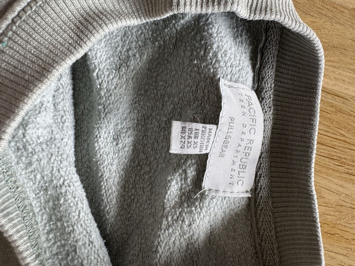 Pull&Bear Maglioni & Felpe: 3 Sweatshirts von Pull&Bear – Nuovo (secondo la descrizione) da Basel venduto da Glamourpourtoi 5