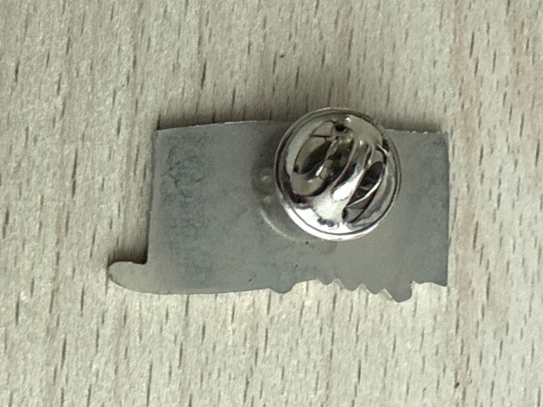 Placchette & Badge: Pin Marlboro – Usato da Glattbrugg venduto da Schweigmatt 1