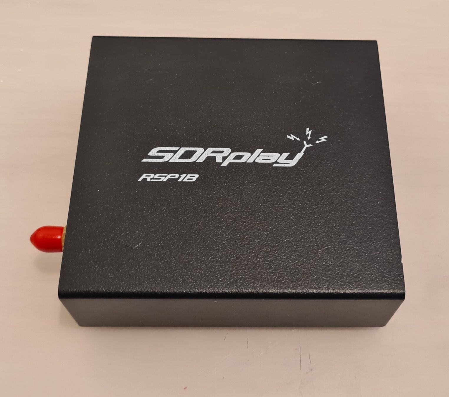 SDRplay RSP1B 1kHz-2GHz 14-bit SDR Receiver - New! (Neu (gemäss ...