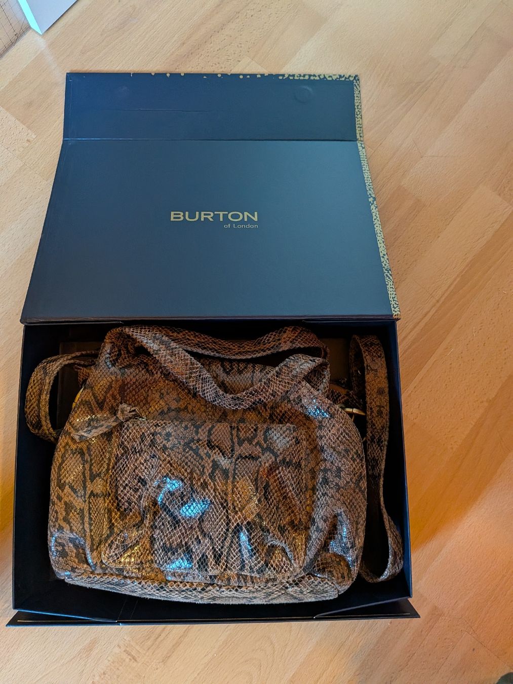 Burton Taschen für Damen: sac bandoulière – Neu (gemäss Beschreibung) aus Vionnaz von MarinaMGB 2