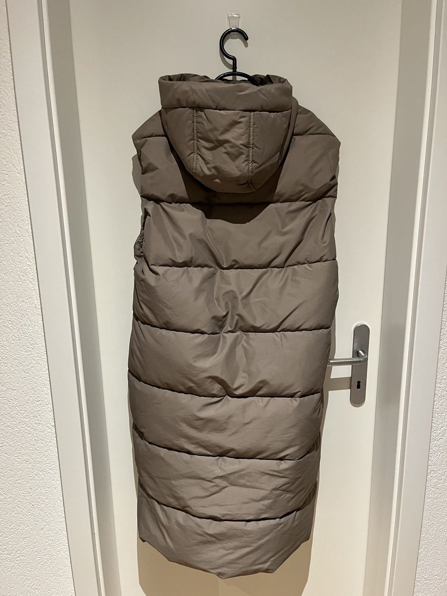 H&M Gilet & Giacche senza maniche: Warme Steppweste Damen Gr. XS – Usato da Lenzburg venduto da AlessiaA. 2