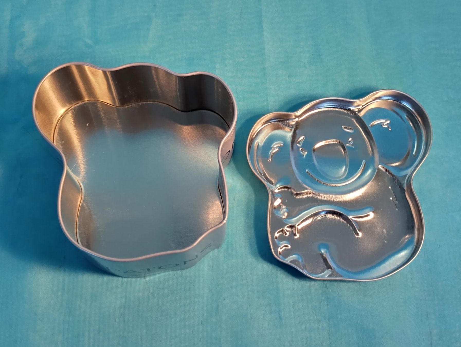 Sonstige Dekorationen & Accessoires: Blechbüchse Koala, 3D Deckel – Gebraucht aus Bellach von JingleCherry 3