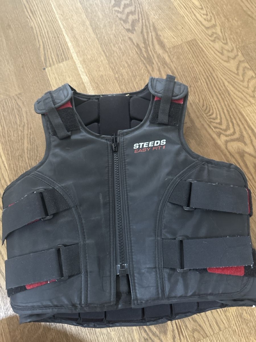 Felix Bühler Protezioni & Imbottiture: Steeds Reitweste Easy Fit Kinder – Usato da Zürich venduto da dae_26my 3