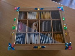 Schöne Tee-Box aus Bambus mit 12 Fächern, handmade.