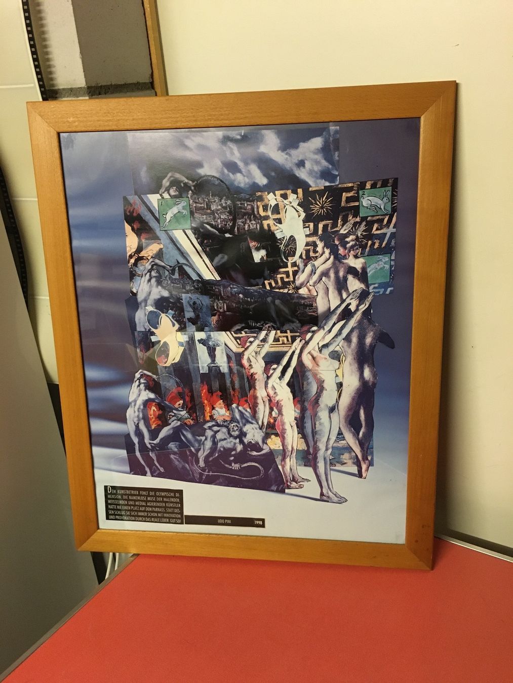 Posters & Illustrations: Interessante Plakat oder Collage ? Ordentlich eingerahmt. – D'occasion à Lanzenhäusern par vic63