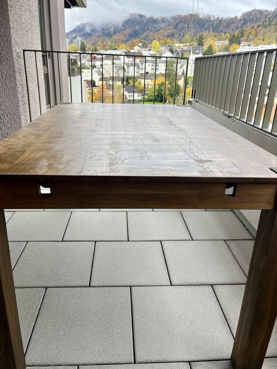 Tavoli: LaRedoute dark veneer dining table - Esstisch - 6-8 pax – Usato da Zürich venduto da eri_hm6j 2