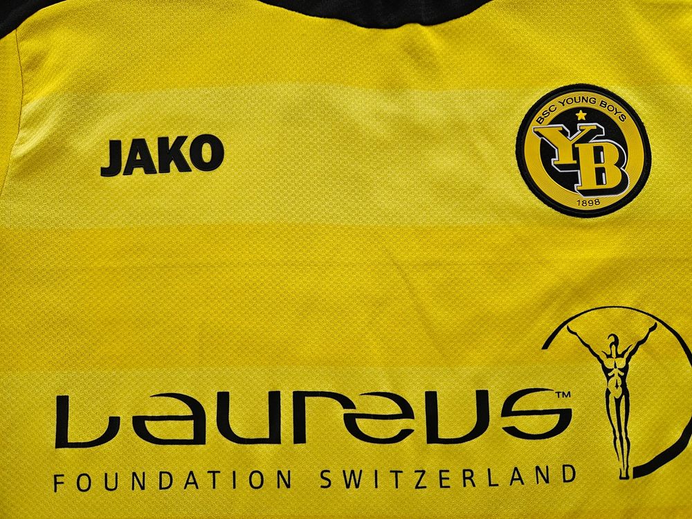 Maillot JAKO BSC Young Boys Troisième 2014-2015 - Taille M, Noir, Signé