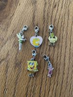 Charms 5 Stück Disney etc.