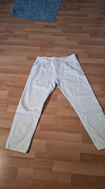 Jeans: Jean blanc Jean Pascale  taille W31 – Usato da Fleurier venduto da die_gg95