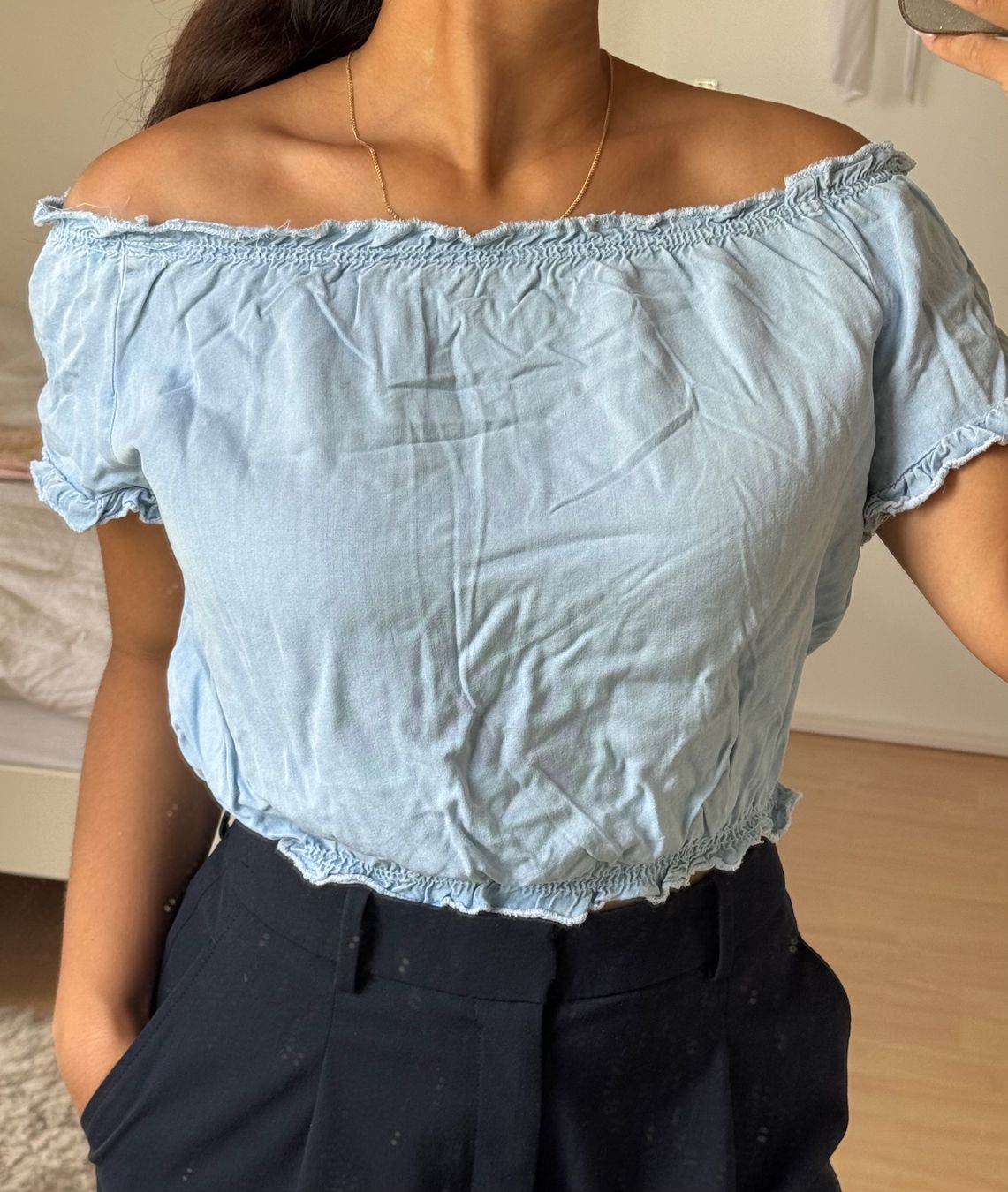 Brandy Melville Top: Top bleu clair - Brandy Melville – Usato da Denens venduto da sar_5wlm
