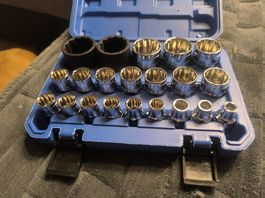 Boîte de douilles 12 pans carré 1/2 8 mm à 36 mm