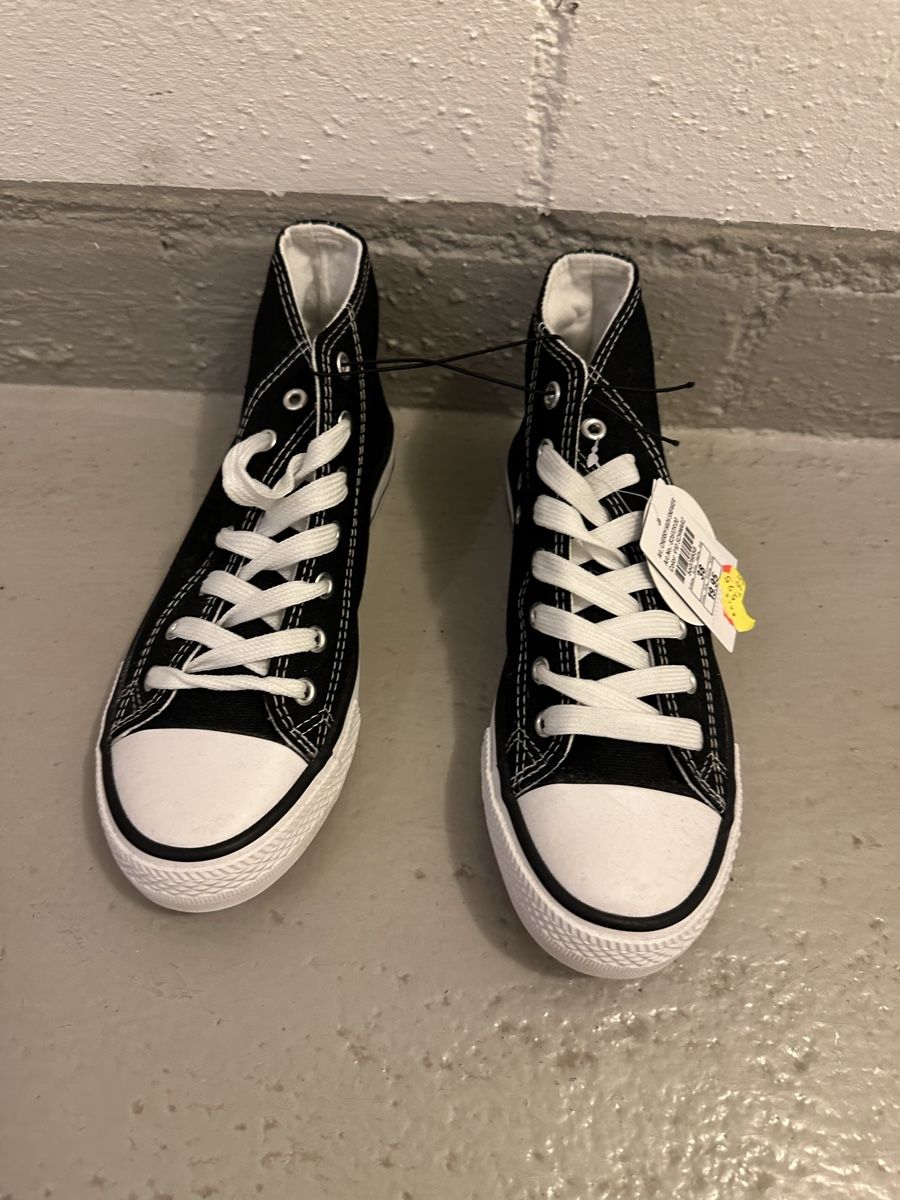 Damenschuhe: Turnschuhe schwarz Grösse 38 neu – Gebraucht aus Münchenbuchsee von IleanaT