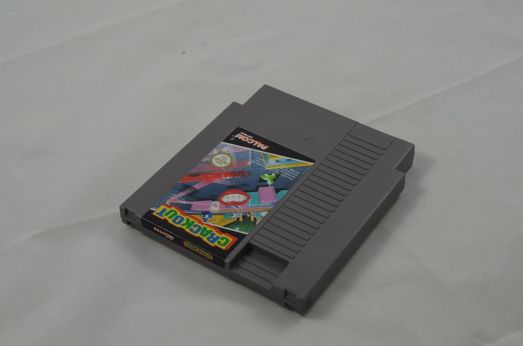 Giochi: Crackout NES Spiel – Usato da Buchs AG venduto da SellAndBuyX