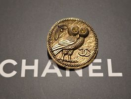 1 Chanel Knopf