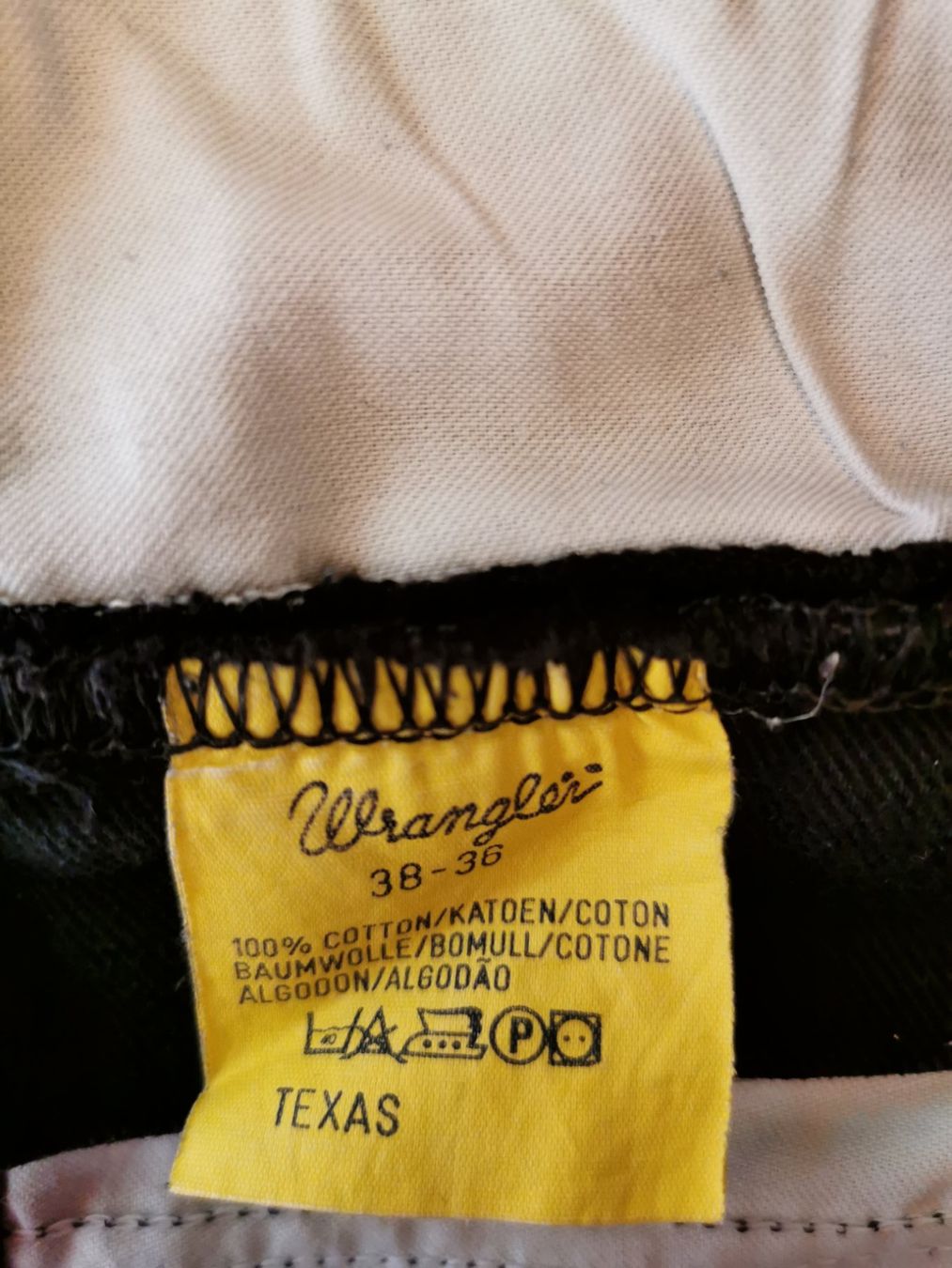Wrangler Jeans: Wrangler Herrenjeans Gr. 38/36 schwarz – Gebraucht aus Dottikon von Storm990 5