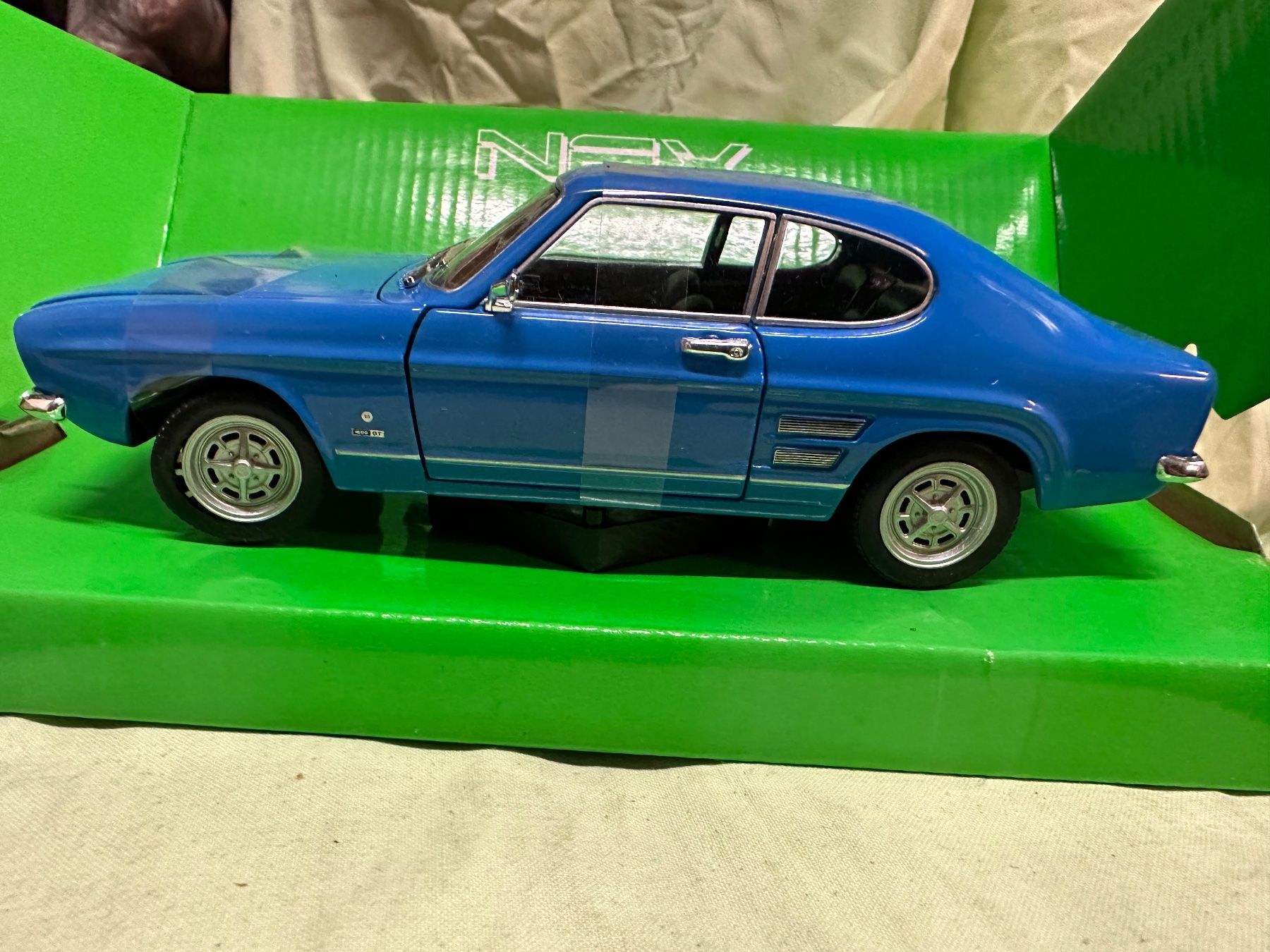 Ford Modellini d'auto: Ford Capri 1969 Oldtimer classic Coupé – Nuovo (secondo la descrizione) da Reinach AG venduto da rares75 1