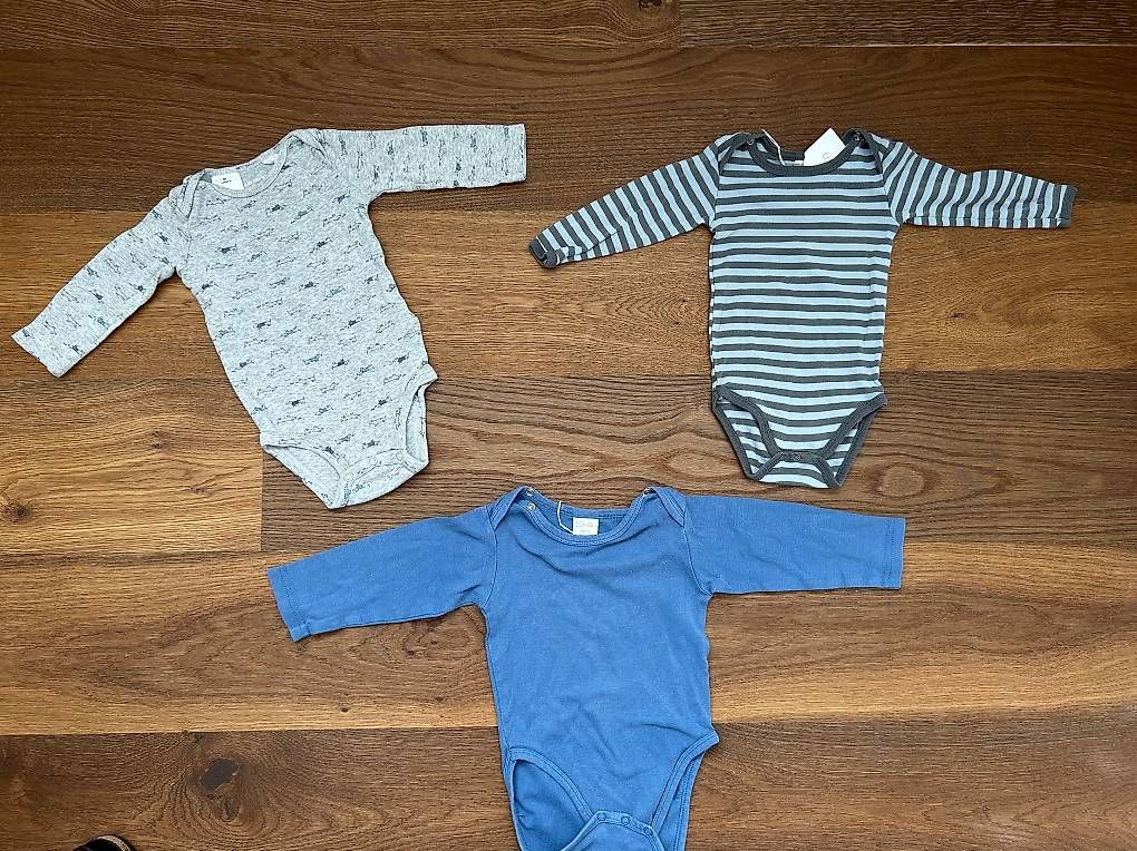 Lotti & Set di vestiti: Bodys Gr. 74/80 – Usato da Selzach venduto da lua_22sv 1