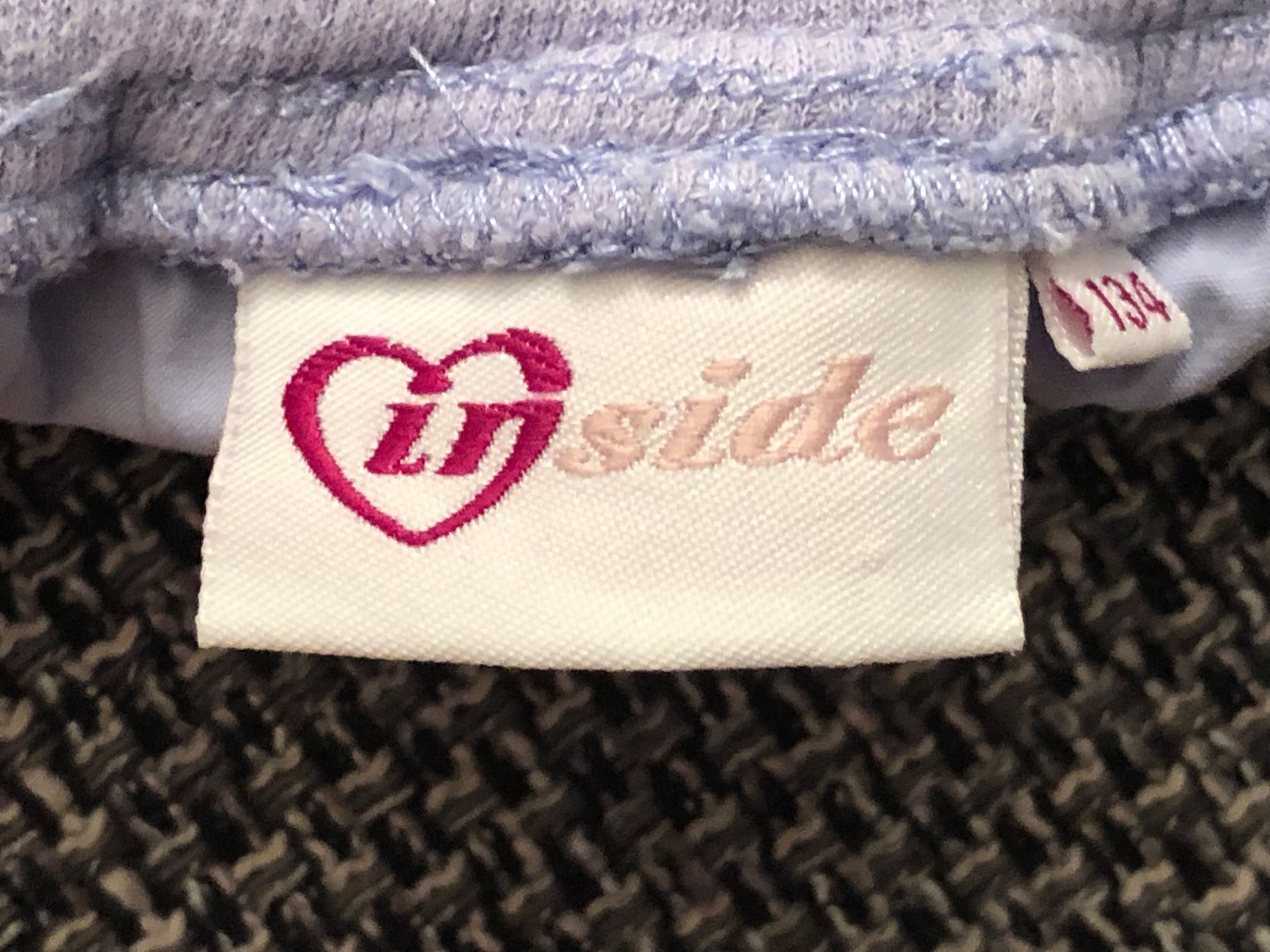 Pantaloni: Violette Kinder Hose, Gr. 134 – Nuovo (secondo la descrizione) da Langnau am Albis venduto da snla_scc9 2