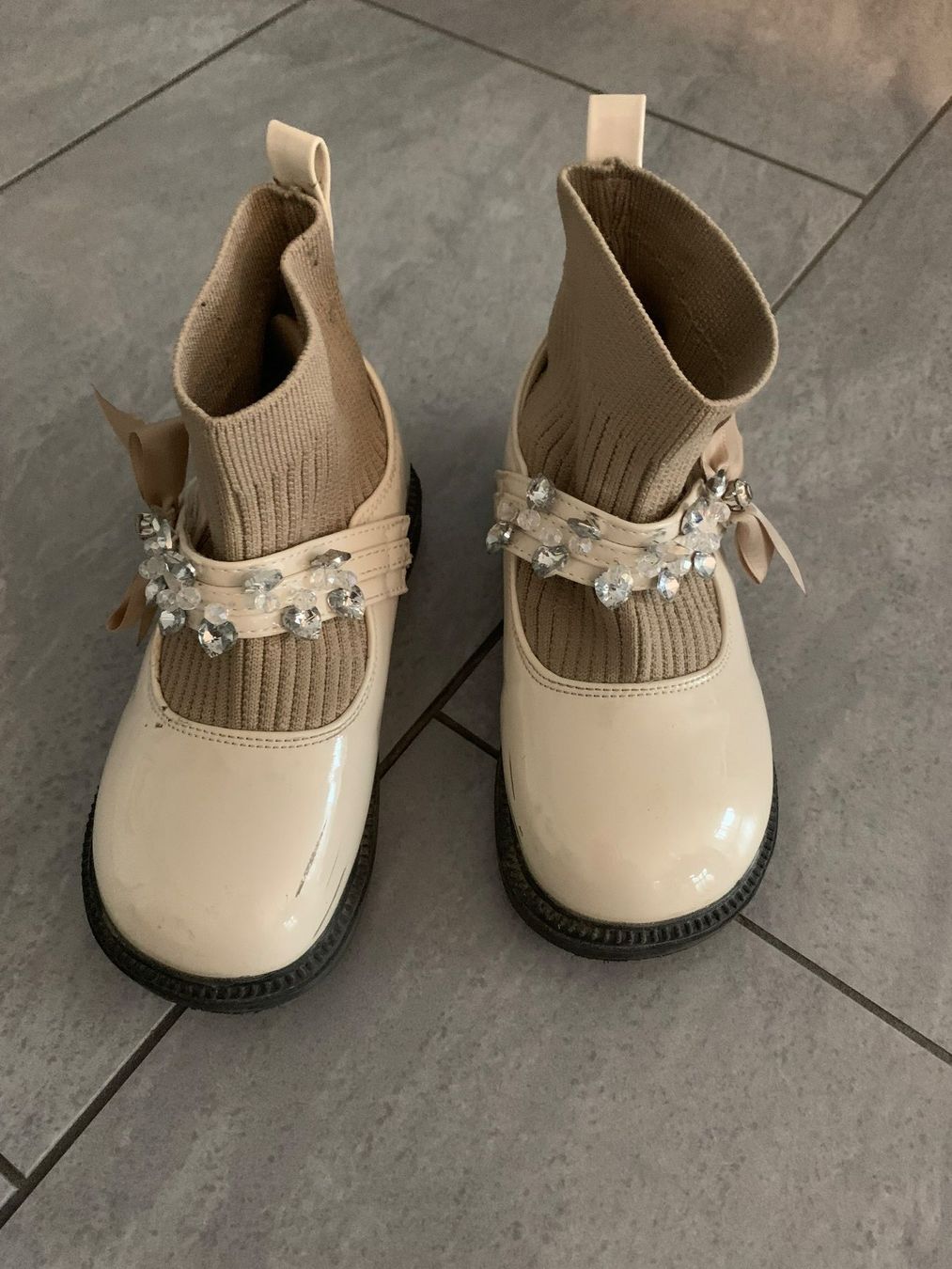 Schuhe für Mädchen: Elegante Mädchenschuhe - Grösse 28 – Gebraucht aus Bülach von Loredana13 1