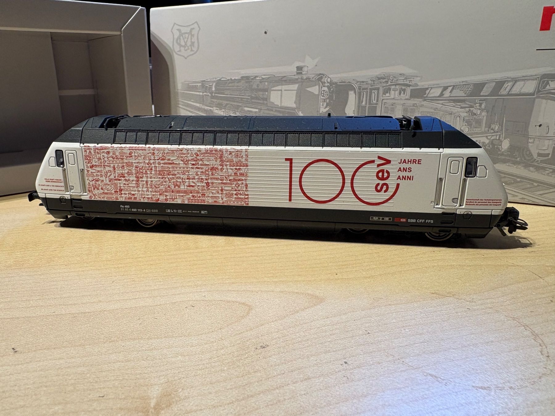 Märklin Modellini di ferrovie: Maerklin 39467  460 SEV – Nuovo e nell'imballaggio originale da Corcelles Payerne venduto da Pierre66