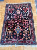 Orientteppich mit Blumenmuster