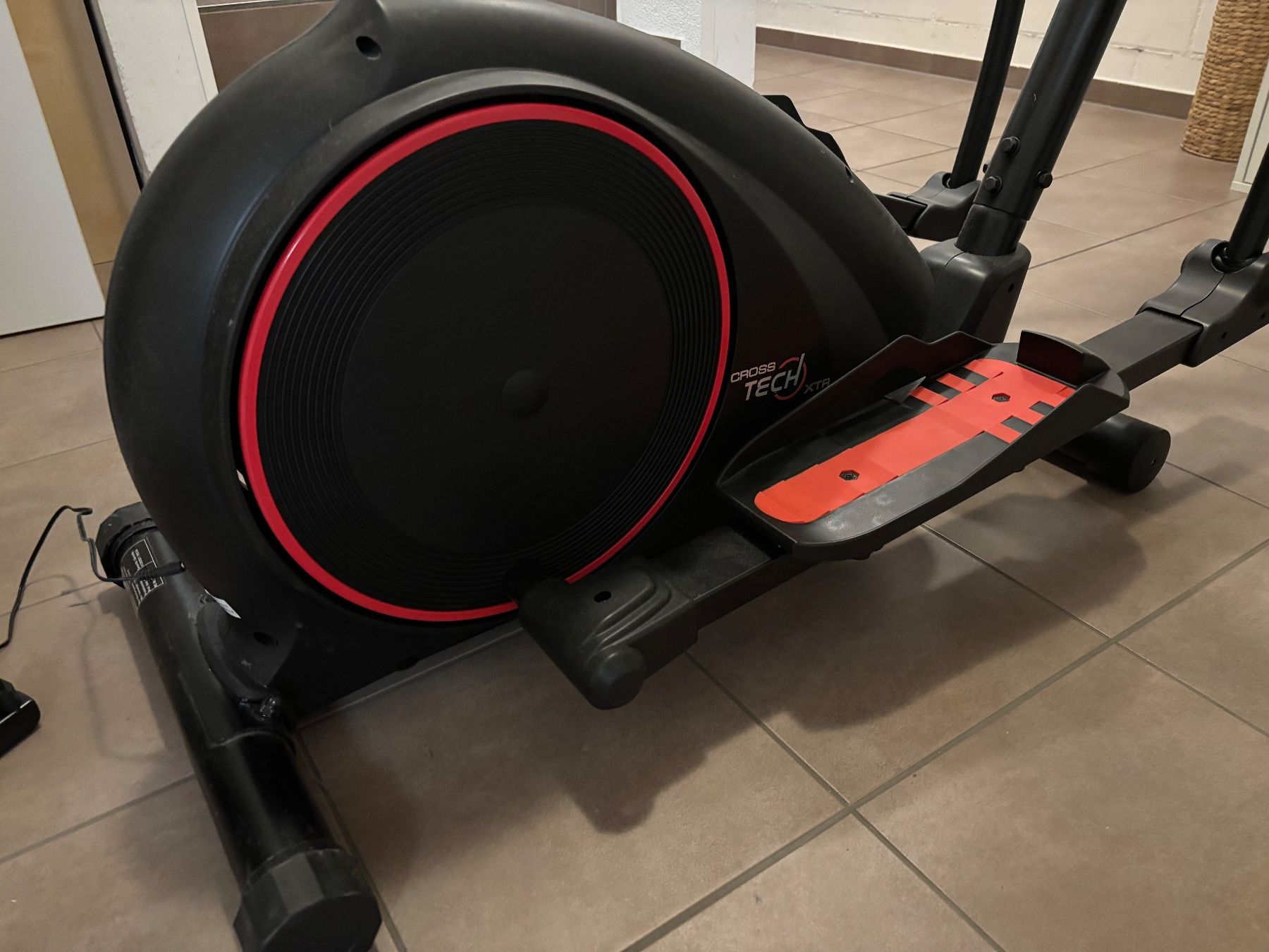 Vélos d'appartement: HAMMER Crosstrainer – D'occasion à Höri par Caserta01 6