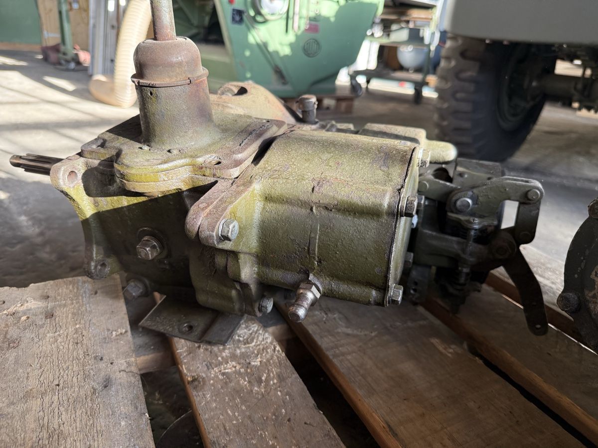Tutti pezzi di ricambio auto: Jeep Willys Mb  – Usato da Bennwil venduto da Ford5600t