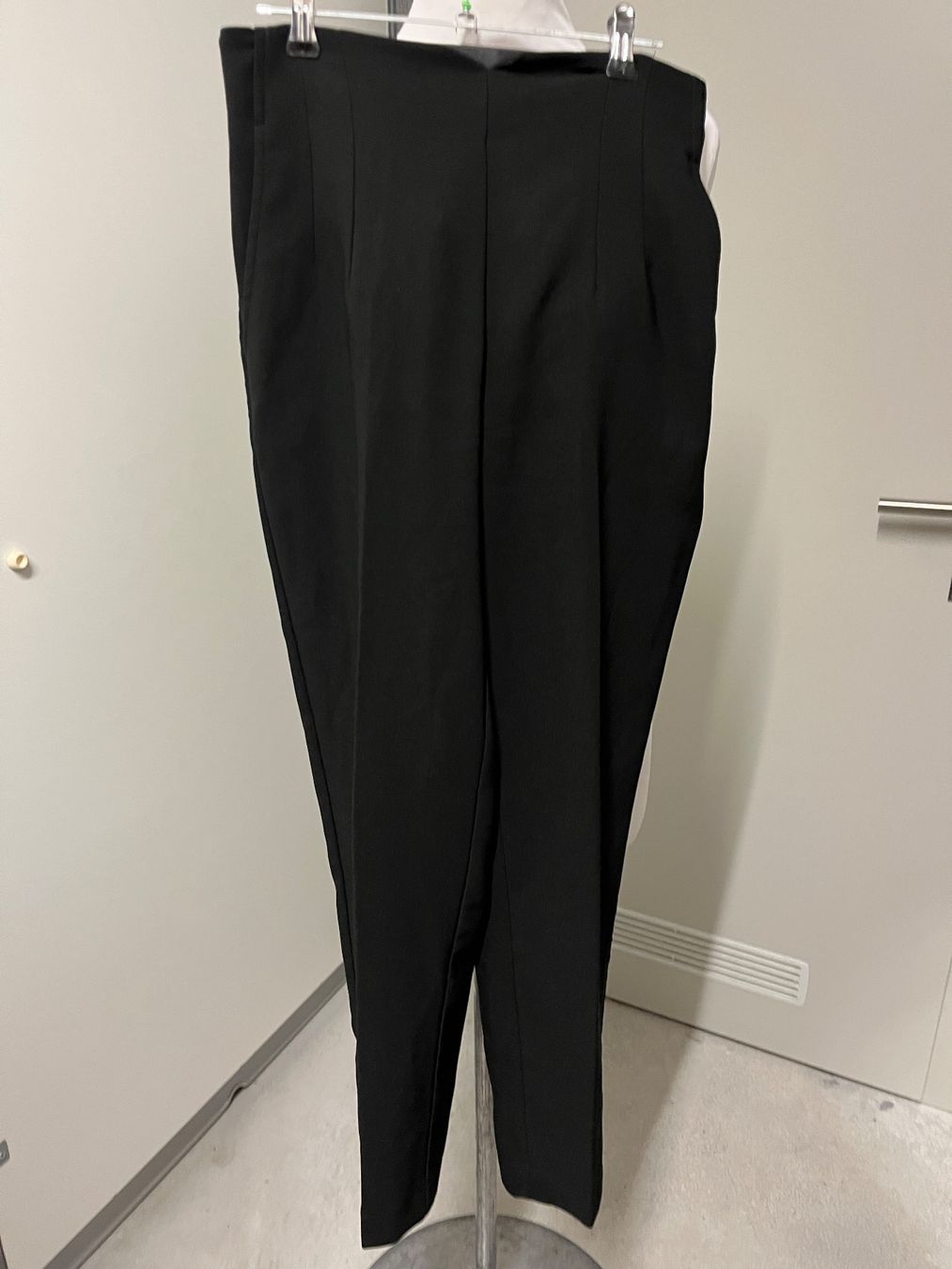 Pantaloni: Hose, Grösse S, Neu – Nuovo (secondo la descrizione) da Interlaken venduto da Jasmin_Flower