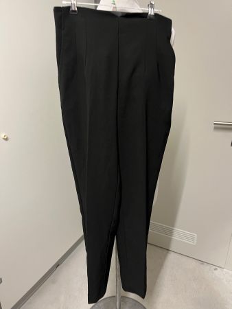 Hose, Grösse S, Neu