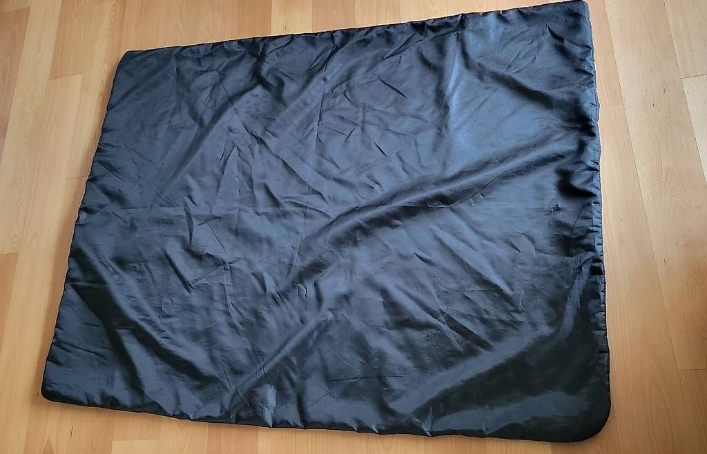Cuscini: Sitzsack ohne Füllung – Usato da Gelterkinden venduto da Morewurzle