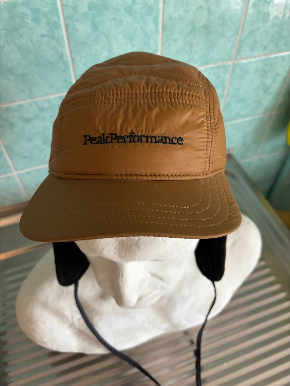 Peak Performance Copricapi, berretti & cappellini: Peak Performance Kappe, warm gefüttert mit Wolle – Nuovo (secondo la descrizione) da Matten b. Interl venduto da Andreakoller123 1