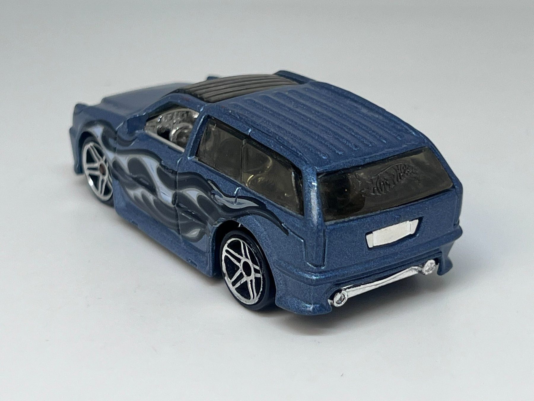 Hot Wheels Modellini d'auto: Hot Wheels Boom Box #463 – Usato da Wildegg venduto da LaaBoutique 2
