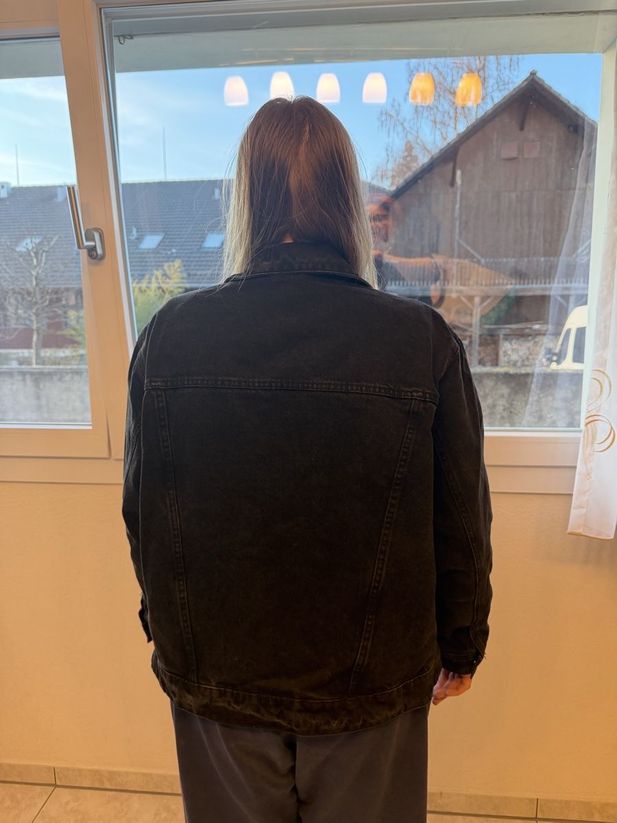 Vero Moda Giacche: Schwarze Jeansjacke – Nuovo (secondo la descrizione) da Uster venduto da oranger_pulli 1