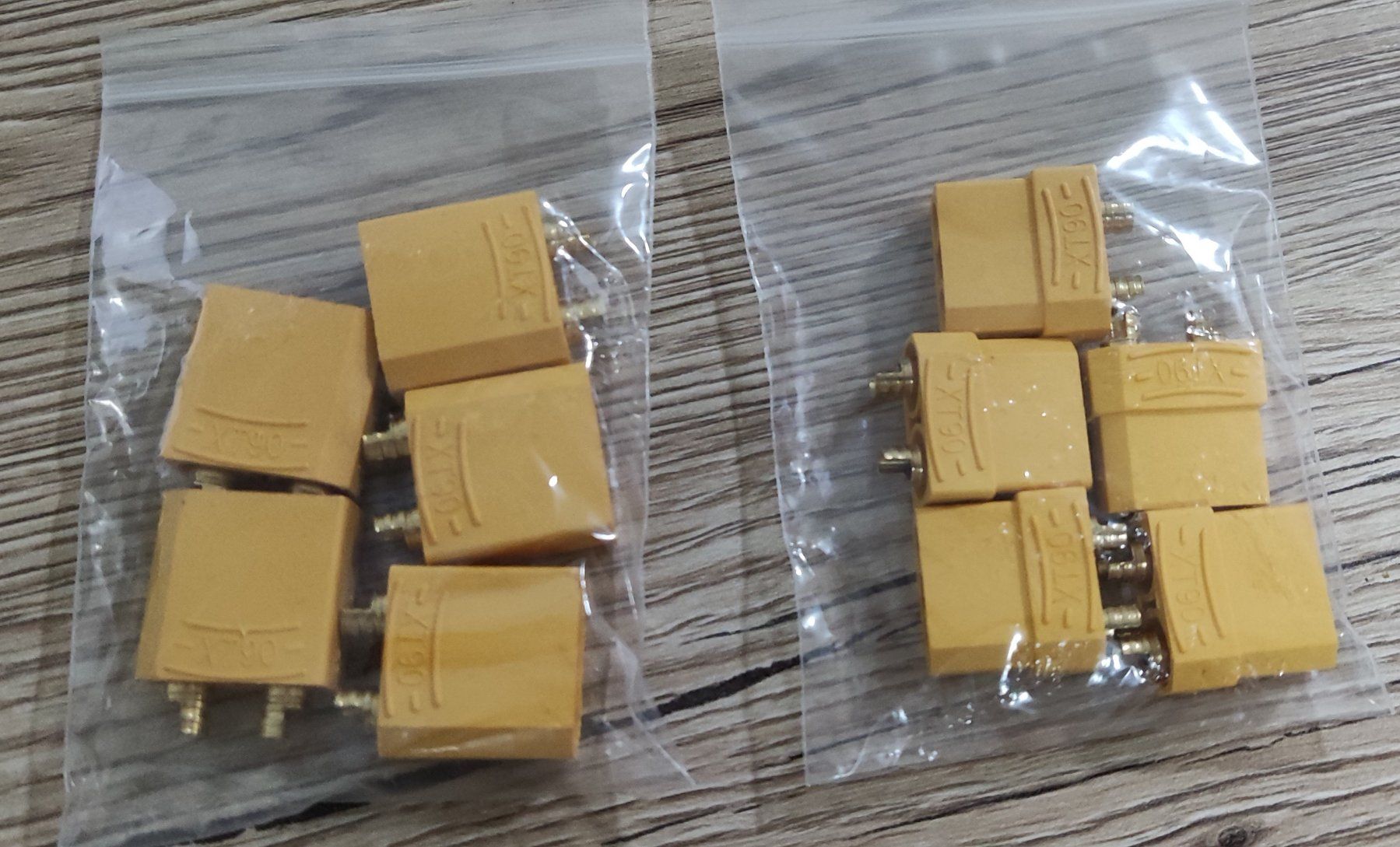 Modellismo RC: XT90 Stecker & Kupplung Set mit jeweils 5 Stück – Nuovo (secondo la descrizione) da Uzwil venduto da Bruchpilot64