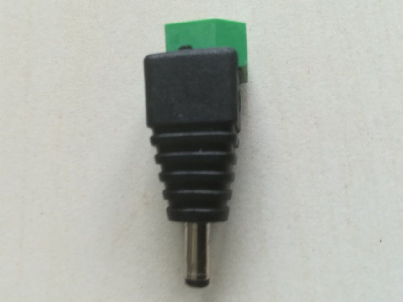 Componenti elettronici: DC Niedervolt-Steckverbinder Stecker, gerade 5.5 mm 2.5 mm – Nuovo e nell'imballaggio originale da Rüegsauschachen venduto da hrs3432 1
