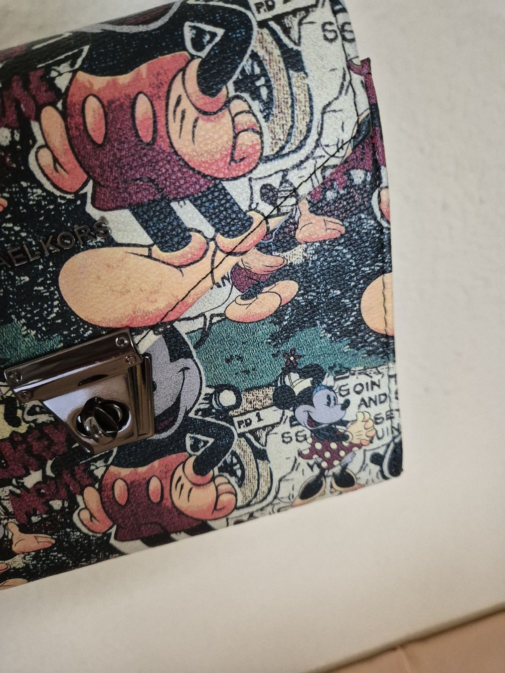 Michael Kors Borse da donna: Michael Kors Umhängetasche Mickey Mouse limitierte Edition – Usato da Eschlikon TG venduto da zuzanka80 4