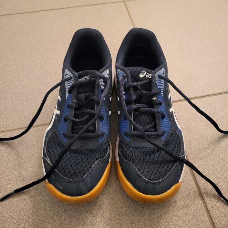 Asics Scarpe per ragazzi: Hallenschuhe Asics 37 (eher 36) – Usato da Basel venduto da Bluemoewe