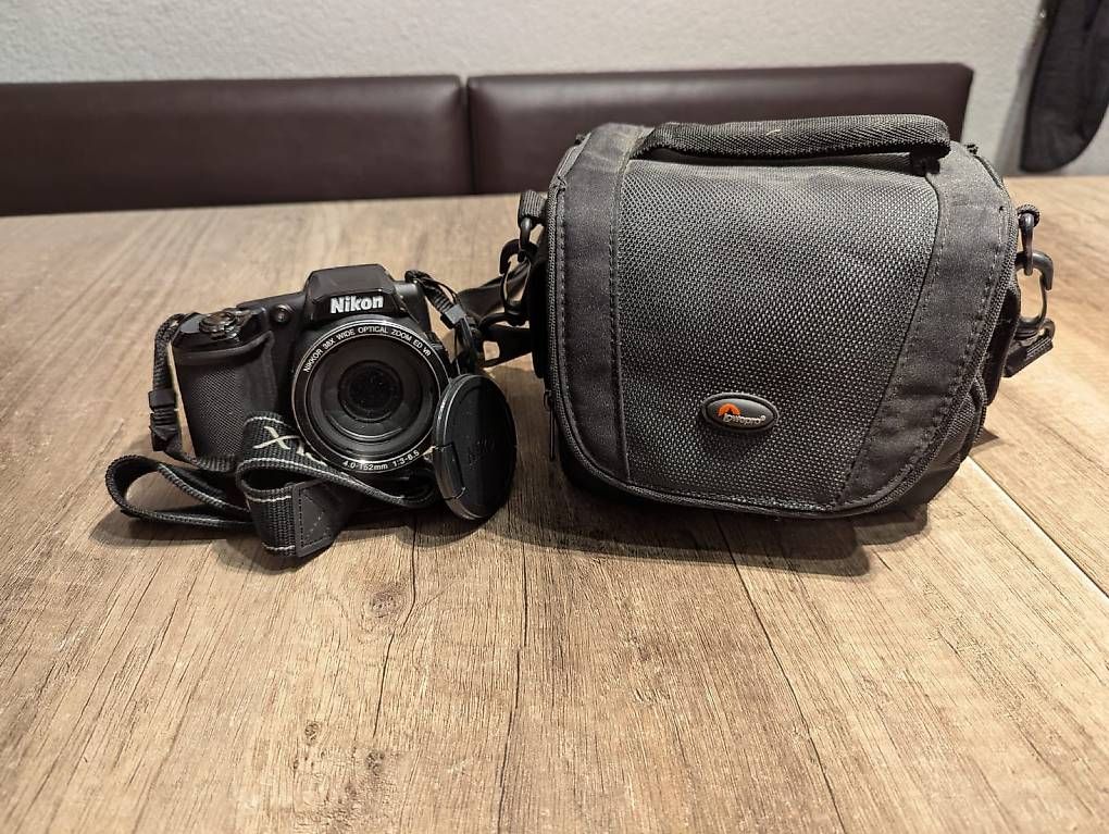 Nikon Kamera: Kamera – Gebraucht aus Grächen von jan_9wyc