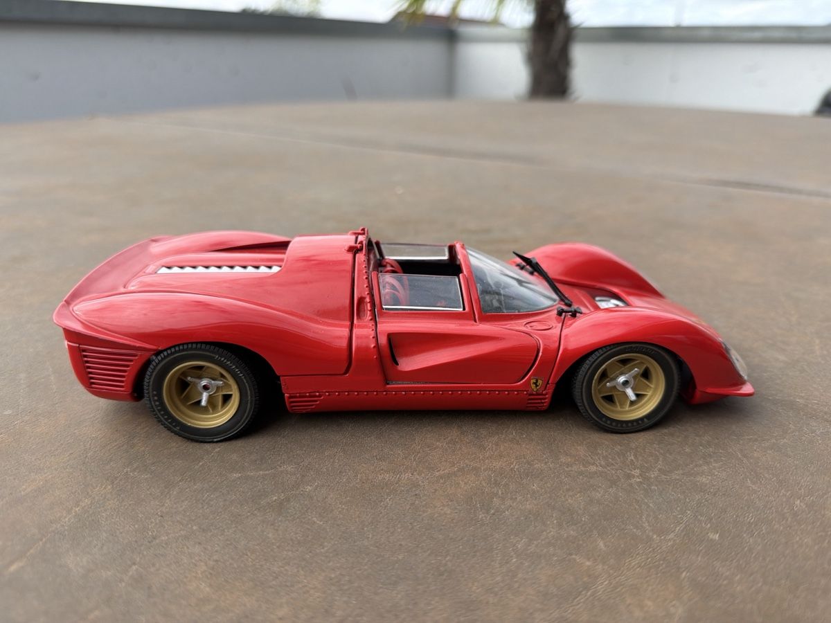 Jouef Voitures modèles: Ferrari 330 P4 - 1/18 - Jousef Evolution – D'occasion à Wolfwil par Rolex1 2
