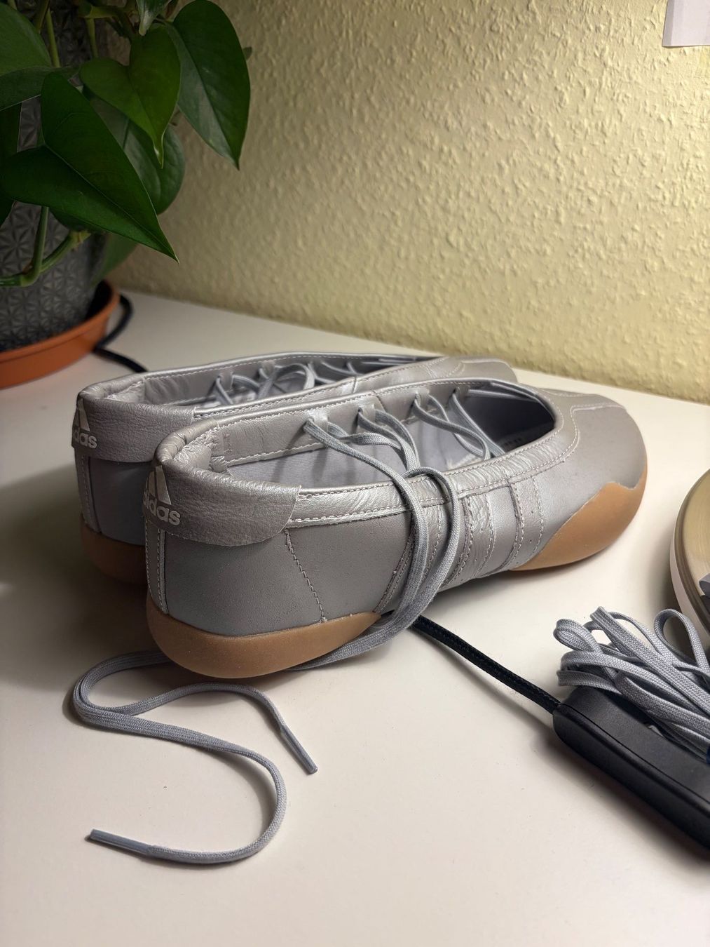 Adidas Scarpe da donna: Adidas Ballerina Schuhe – Nuovo (secondo la descrizione) da Basel venduto da pau_w9yw 2