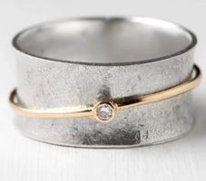 Einzigartiger Ring Grösse 54