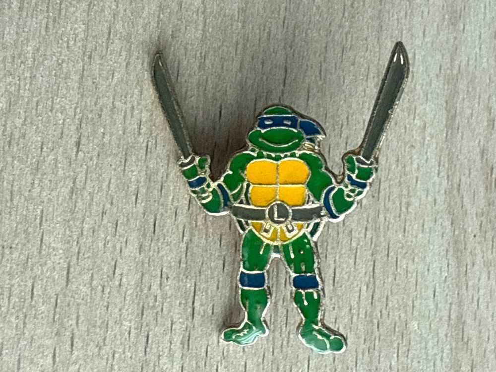 Pin Turtles (Gebraucht) in Glattbrugg für CHF 1 – mit Lieferung auf ...