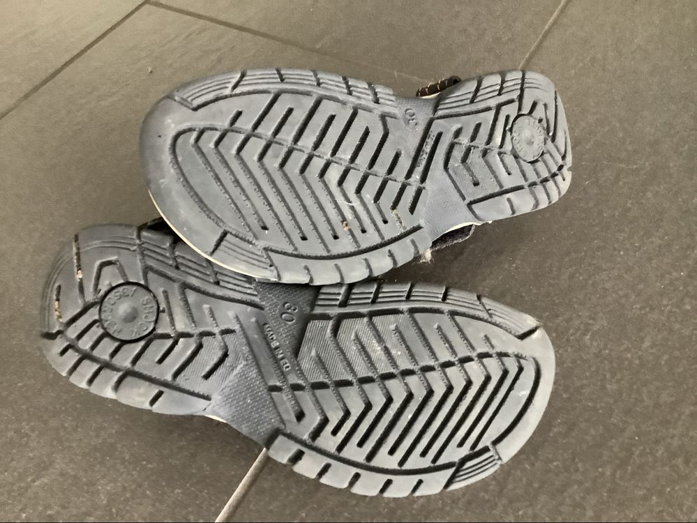 Scarpe per ragazzi: Sportliche Jungen Sandalen Gr. 30 – Usato da Eschenbach SG venduto da 12seasons 2