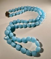 Collier vintage 40s bleu pastel perles de Bohême