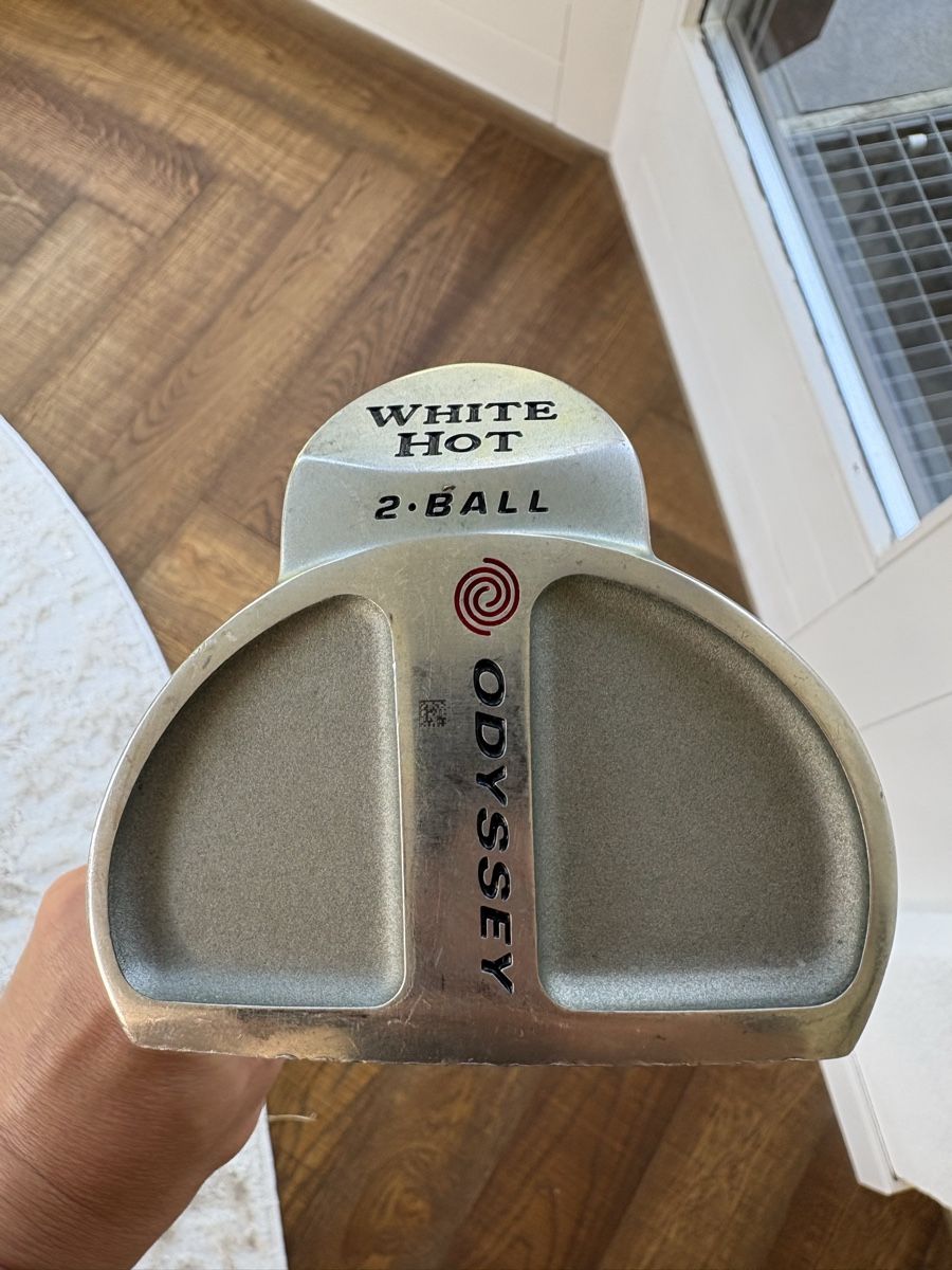 Odyssey Mazze & Set: Odyssey 2-Ball Putter Golfschlaeger – Usato da Wettswil venduto da Genoud 1