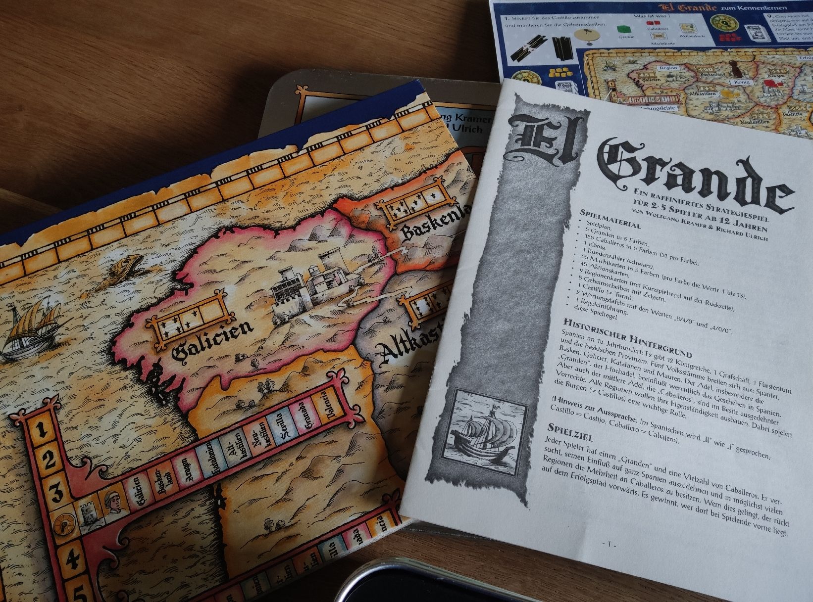 Spiele: Bundle mit El Grande & Carcassonne in stabiler Metall-Box – Gebraucht aus Zofingen von Justice79 4
